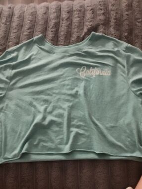 Rue21 Mint Green "California" Crop Top